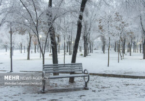 بارش برف از عصر سهشنبه ارتفاعات استان اردبیل را سفیدپوش میکند
