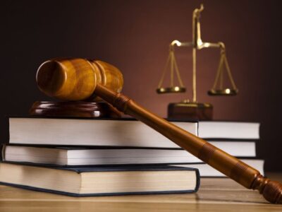 برگزاری دادگاه منافقین با حضور خانواده‌های قربانی ترور