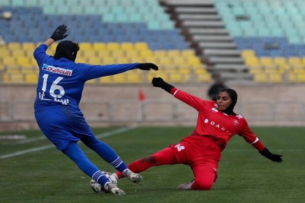 روزهای تلخ ناتمام پرسپولیس و آزمون/ ستاره‌ها آمدند اما بحران ماند