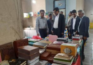 نمایشگاه کتاب در رودان افتتاح شد