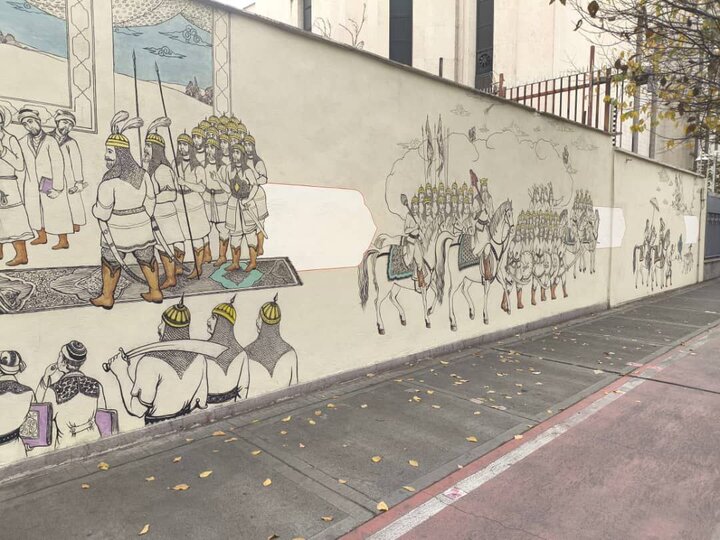 مرمت دیوارنگاره شاهنامه پس از ۱۰ سال در خیابان کریم‌خان