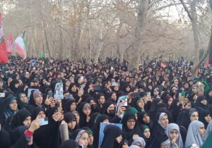 اجتماع ۲ هزار نفری بانوان مشهدی در بوستان ملت برگزار شد