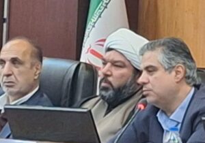 استاندار مرکزی: حضور افراد متخصص در شوراها مسیر توسعه را شتاب می بخشد