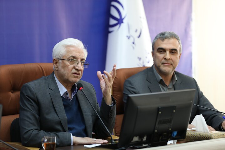 نوری: زنان با مقاومت و تعهد نقش مهمی در مدیریت دارند