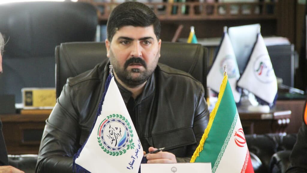 الوان پور: آسفالت اصولی در شاهراه ترانزیتی آستارا ضرورت دارد الوان پور: آسفالت اصولی در شاهراه ترانزیتی آستارا ضرورت دارد