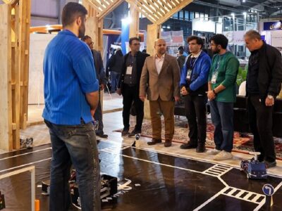 بازدید معاون رسانهای وزیر فرهنگ از نمایشگاه پژوهش و فناوری