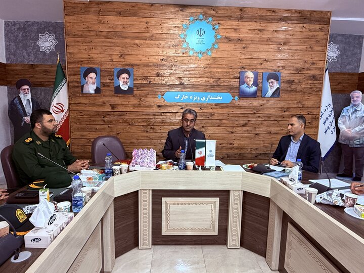 تأکید بخشدار خارگ بر انسجام مدیریتی و پیگیری مطالبات مردم