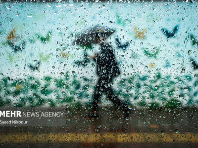 بارش باران پاییزی در رشت