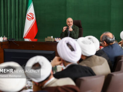 دیدار رئیس و اعضای هیئت علمی مرکز تحقیقات اسلامی مجلس با رئیس مجلس