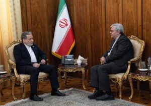 دیدار سرکنسول ایران در دبی با وزیر امور خارجه