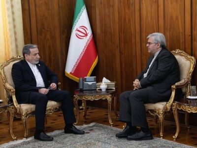 دیدار سرکنسول ایران در دبی با وزیر امور خارجه