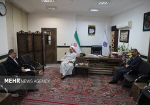 آیت الله محامی: اطلاعرسانی درست به مردم اعتماد ومشارکت را بالا می برد