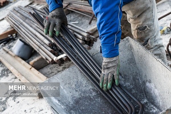 قوانین تشکلهای کارگری و کارفرمایی نیاز به بازنگری دارد قوانین تشکلهای کارگری و کارفرمایی نیاز به بازنگری دارد