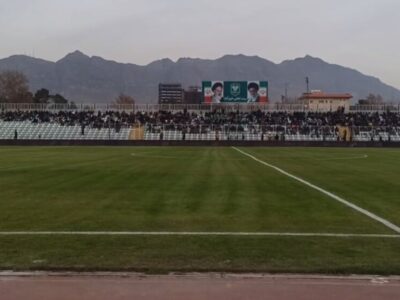 حال و هوای ورزشگاه تختی خرمآباد ۳ ساعت مانده به بازی با استقلال