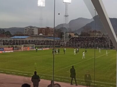 نمایی از گل استقلال از روی نقطه پنالتی