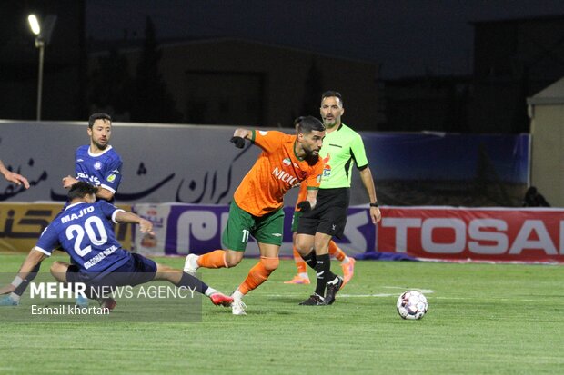 فولاد محکوم به شکست چادرملو/ مصاف حساس لیگ یکیها در تهران