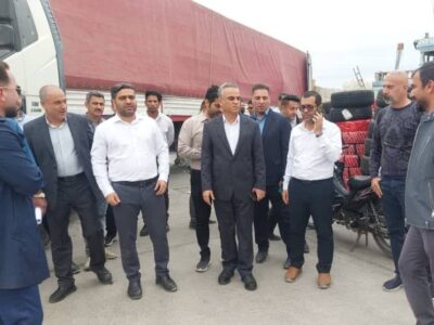 زیبا: عملیات تخلیه بار در اسکله کنگان تسریع شود