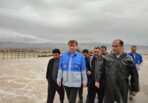 استاندار بوشهر وضعیت بارندگی در عسلویه را بررسی کرد