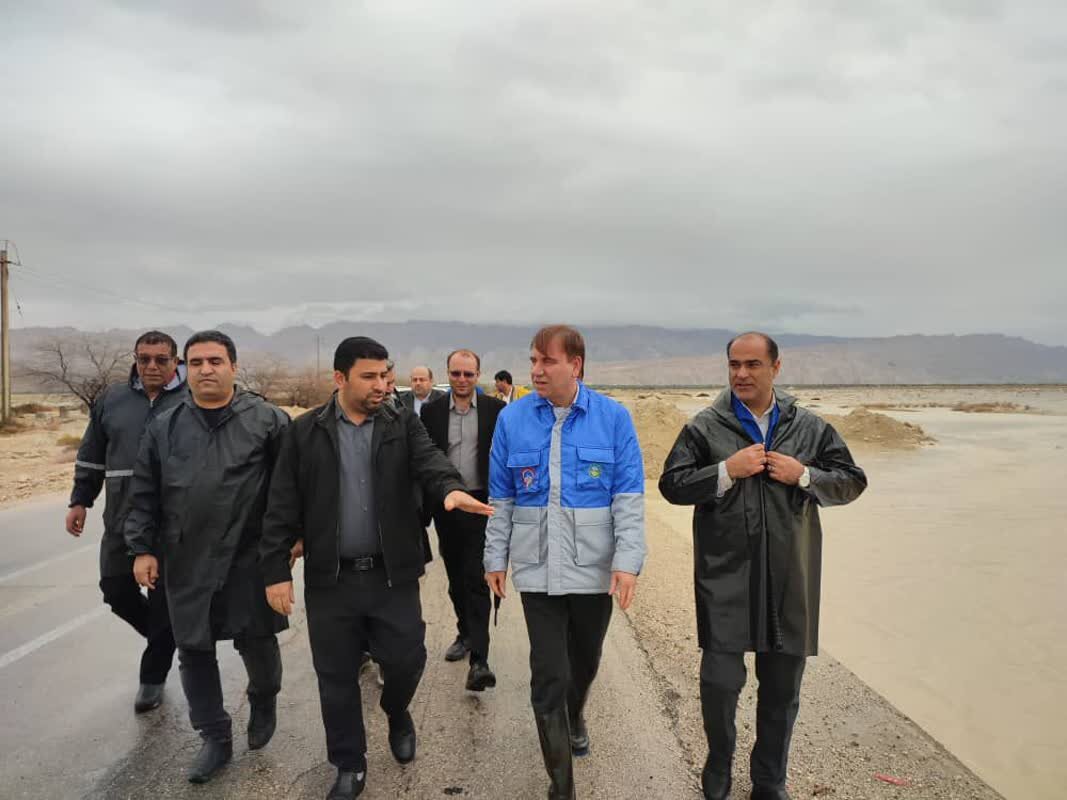 استاندار بوشهر وضعیت بارندگی در عسلویه را بررسی کرد