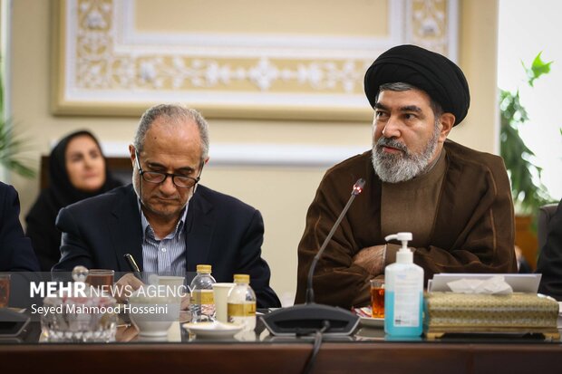 دیدار وزیر علوم و روسای دانشگاه های سراسر کشور با  رئیس مجلس شورای اسلامی