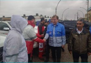 حضور میدانی استاندار بوشهر در کنار امدادگران هلال احمر در عسلویه