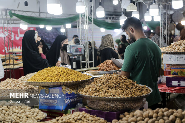 سایه گرانی بر بلندترین شب سال در بازار ایلام