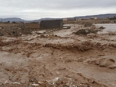 چند روستای  سیریک در سیلاب محاصره شدند؛ ورود آب به روستاها