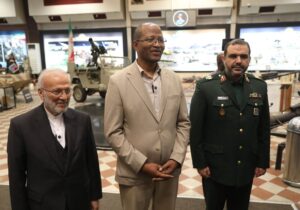 دستاوردهای فناورانه و دفاعی ایران پیش چشم مقامات دروازه آفریقا