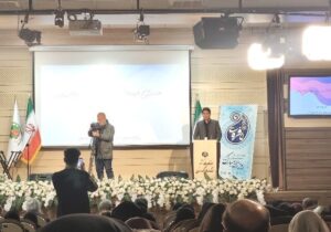 لهونی: زنان کردستان در متن توسعه استان قرار دارند