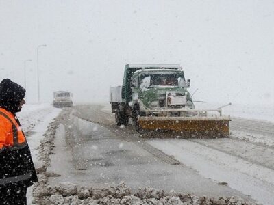 امدادرسانی به ۱۸۱ خودرو گرفتار برف در چهارمحال و بختیاری