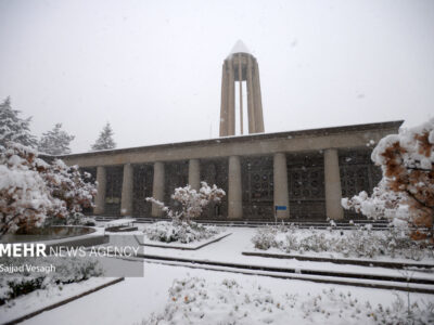 اولین برف سال در همدان