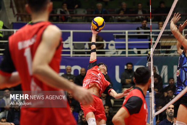 لیگ برتر والیبال شهرداری ارومیه و طبیعت اسلامشهر