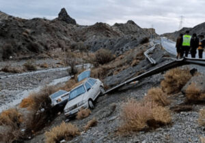 واژگونی دو خودرو در محور رودان_بندرعباس