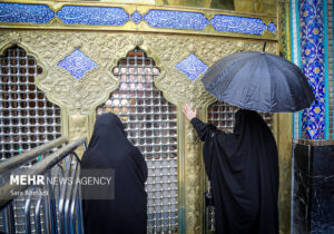 بارش باران در حرم مطهر امام رضا(ع)