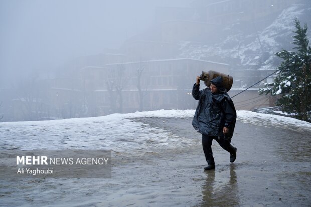 بارش برف پاییزی در ماسوله
