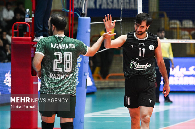 لیگ برتر والیبال - پیکان و رازین پلیمر