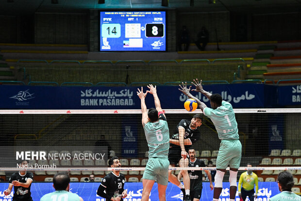 لیگ برتر والیبال - پیکان و رازین پلیمر