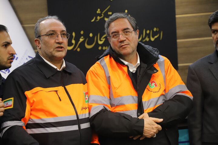 رژه ۳۵۰ دستگاه ناوگان حمل‌ونقل جدید وارداتی آذربایجان‌ غربی برگزار شد