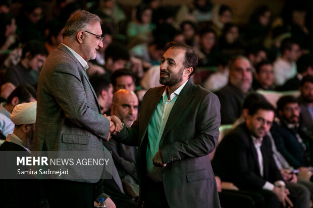 آیین تجلیل از افتخار آفرینان علمی ایران اسلامی