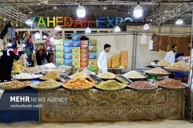 نمایشگاه یلدایی زاهدان؛ تنوع فرهنگ و طعم ها