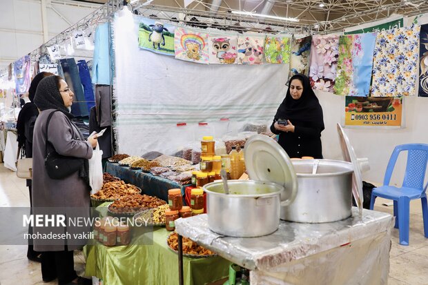 نمایشگاه یلدایی زاهدان؛ تنوع فرهنگ و طعم ها