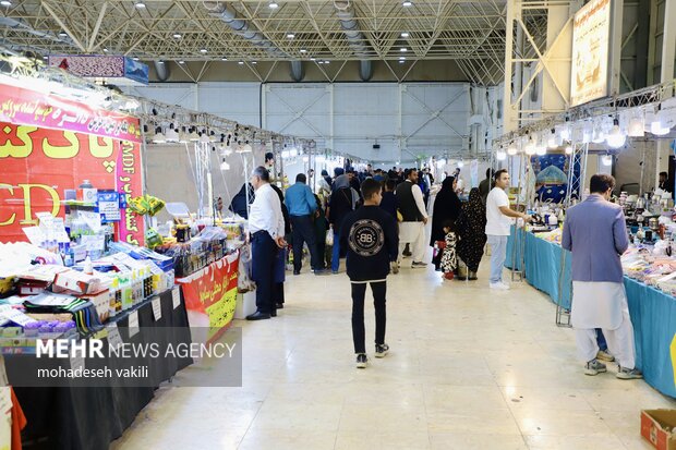 نمایشگاه یلدایی زاهدان؛ تنوع فرهنگ و طعم ها