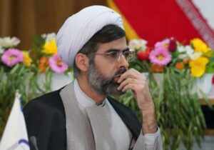 وحدت حوزه و دانشگاه آرمانی، اجتماعی و سیاسی است