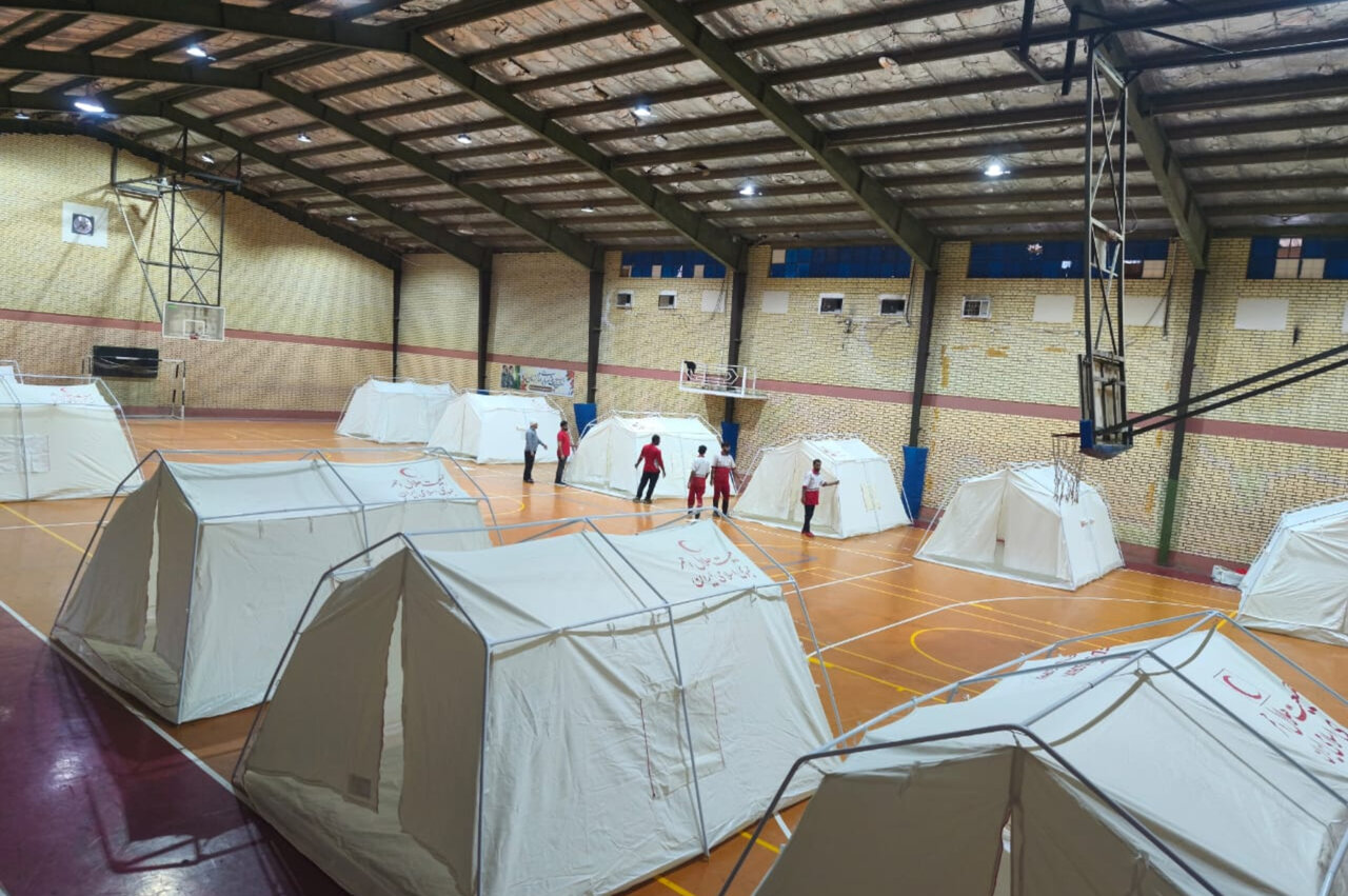 ۶ کمپ اسکان اضطراری هلالاحمر هرمزگان برپا شد ۶ کمپ اسکان اضطراری هلالاحمر هرمزگان برپا شد