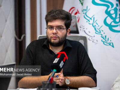 کمالی: نقد بروکراسی ناکارآمد محور اصلی مستند «مسخکراسی» است