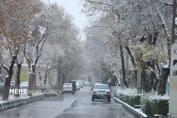 برف پاییزی در  اراک