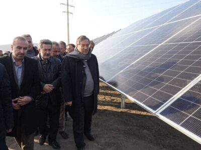 رحمانی: ۲۰۰۰ مگاوات پنل خورشیدی در آذربایجان غربی اجرایی می شود