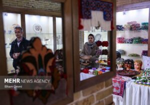 نمایشگاه و بازارچه صنایعدستی ویژه شب یلدا در سنندج
