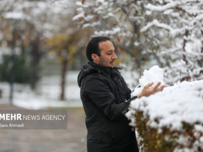 آغاز بارش برف در مشهد