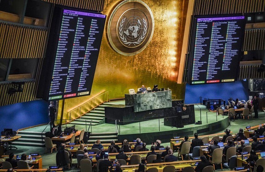 ادعای مقام صهیونیست درباره جلوگیری از استقرار ایران در مرزهای شمالی ادعای مقام صهیونیست درباره جلوگیری از استقرار ایران در مرزهای شمالی